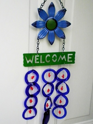 Welcome Blue Flower with Blue Rings & Red Beads - Glass Wind Chimes