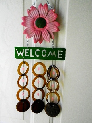 Wecome Pink Flower with Brown Rings - Glass Wind Chimes