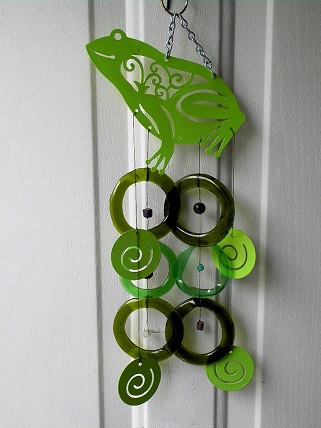 Green Frog with Green Mixed Rings - Glass Wind Chimes
