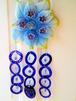 Blue Dahalia with Blue Rings - Glass Wind Chimes