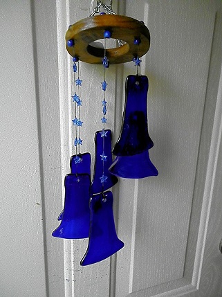 Spiral with Blue Necks & Blue Stars - Glass Wind Chimes