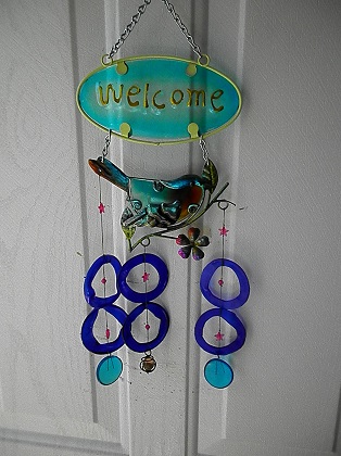 Blue Bird Welcome with Blue Rings - Glass Wind Chimes