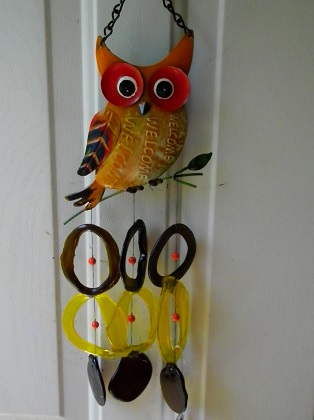 Wecome Owl with Multi Colored Rings - Glass Wind Chimes